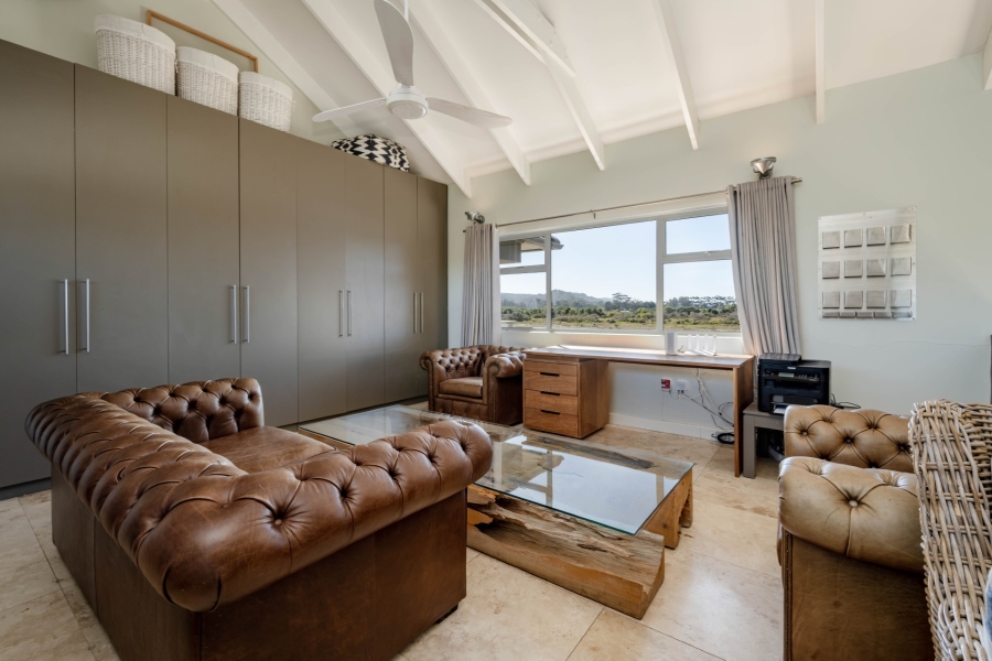 5 Bedroom Property for Sale in Keurbooms River Western Cape